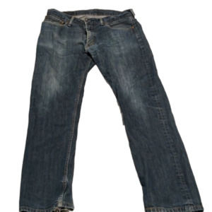 Levis 504 jeans